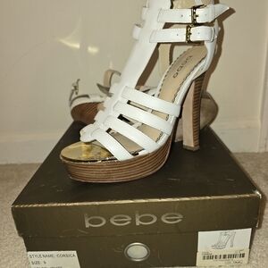 bebe, size 9, white